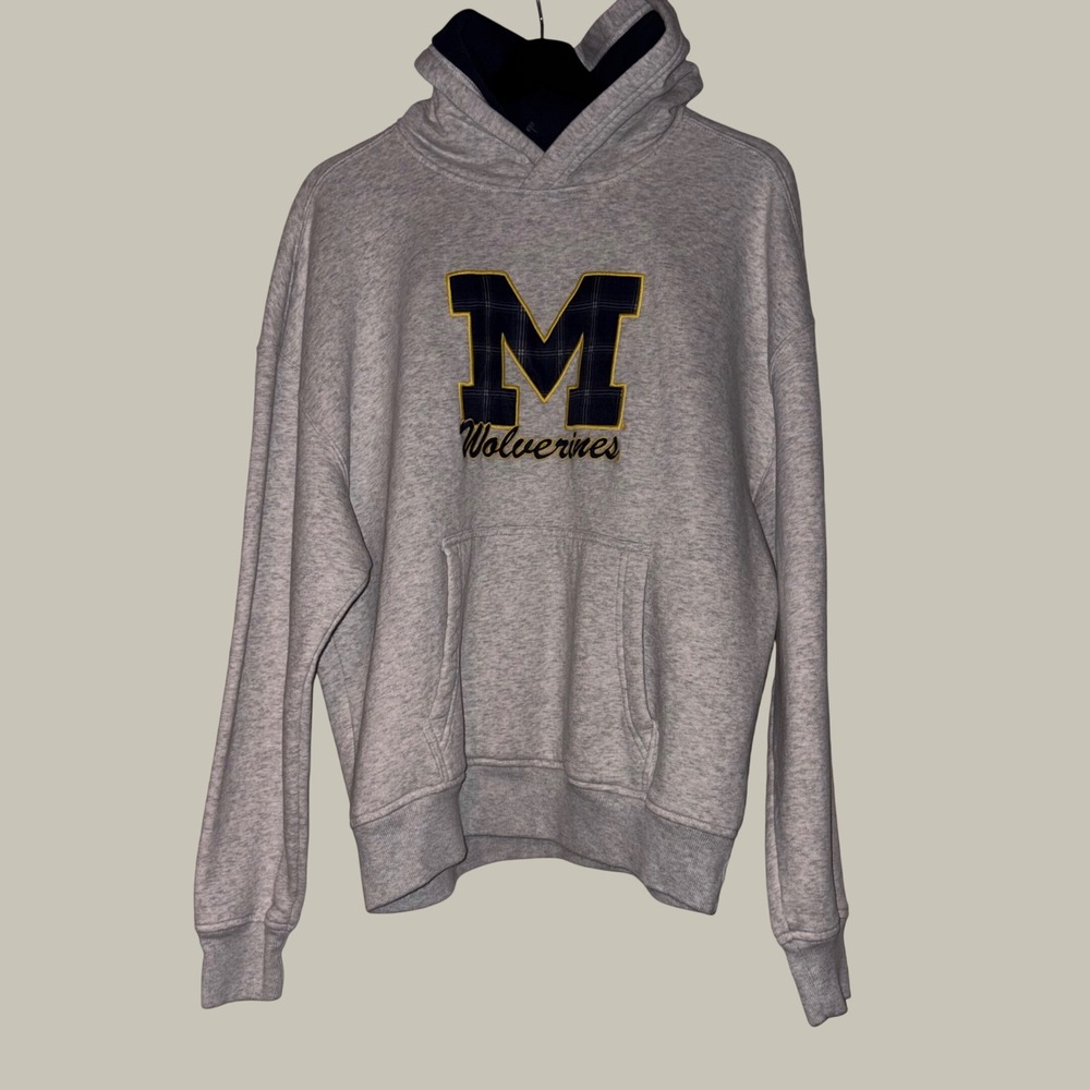 Hollister Blue 84 Michigan Wolverines Boxy Hoodie Gray Plaid Logo Women's Medium